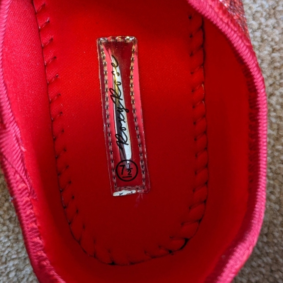 Red sparkly sneakers - Picture 2 of 3